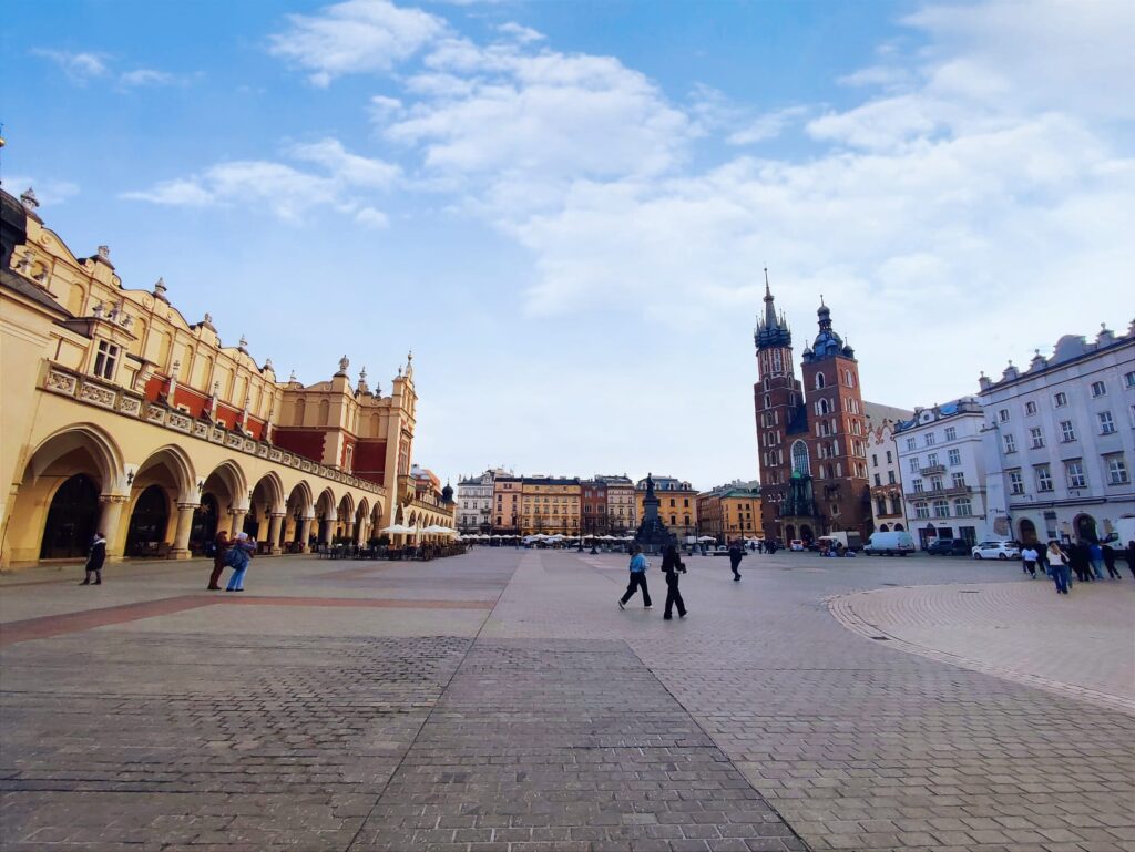 visitare Cracovia in uno, due o tre giorni. due giorni a Cipro. Dove andare 4 giorni in Europa con 500 euro